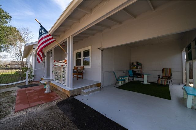 603 W Ave B, Kingsville, TX 78363