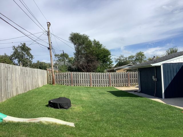 9430 Elm Avenue, Mokena, IL 60448