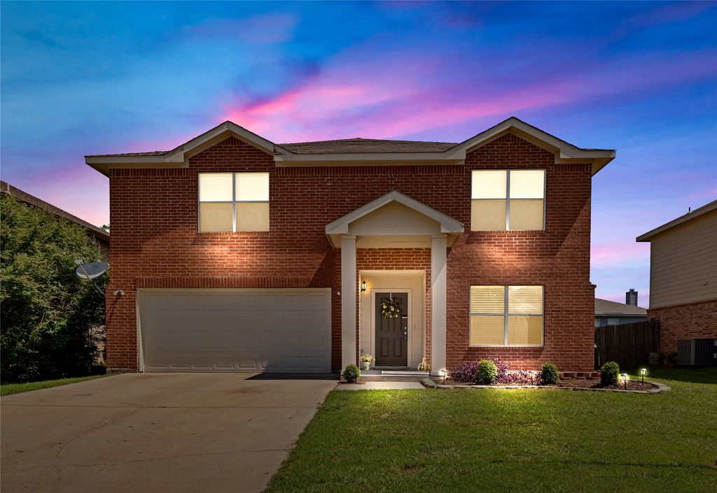 520 Del Mar Drive, Ponder, TX 76259