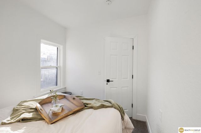 2811 N 68th Street, Omaha, NE 68104