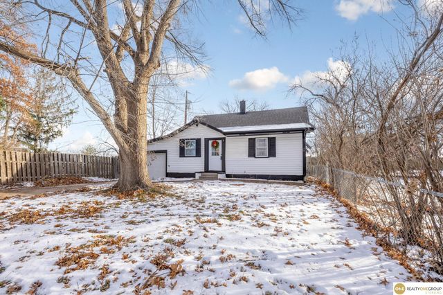 2811 N 68th Street, Omaha, NE 68104