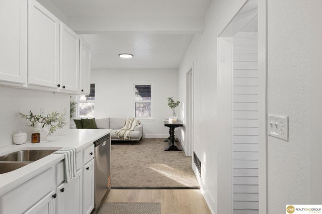 2811 N 68th Street, Omaha, NE 68104