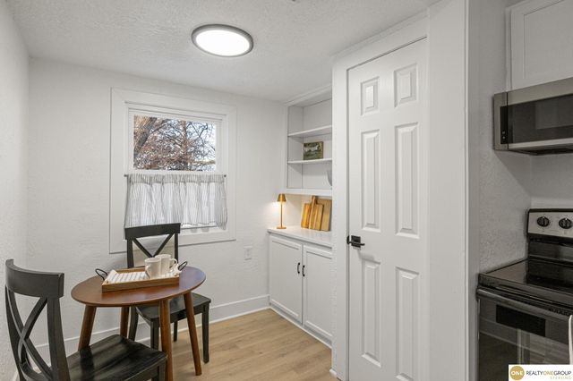 2811 N 68th Street, Omaha, NE 68104