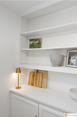 2811 N 68th Street, Omaha, NE 68104