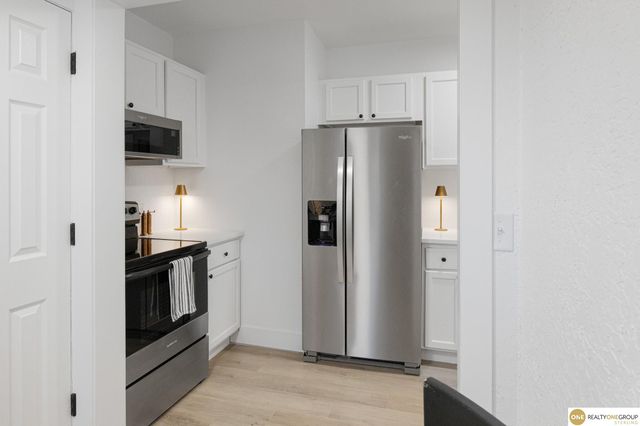 2811 N 68th Street, Omaha, NE 68104