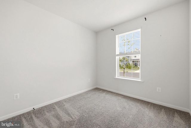 102 CURTAIN FALL DR, Middletown, VA 22645