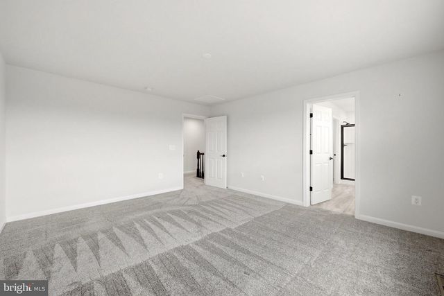 102 CURTAIN FALL DR, Middletown, VA 22645