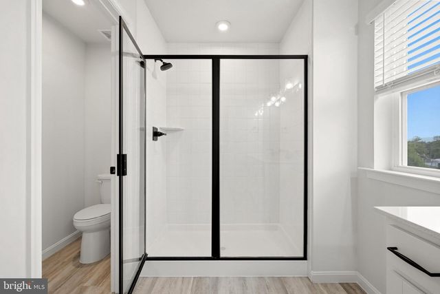 102 CURTAIN FALL DR, Middletown, VA 22645