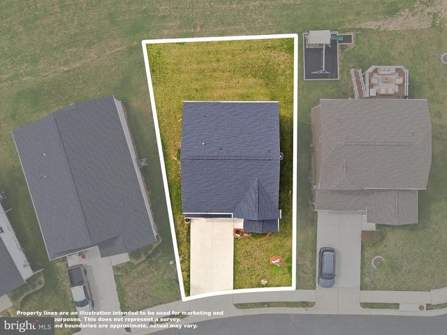 102 CURTAIN FALL DR, Middletown, VA 22645