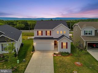 102 CURTAIN FALL DR, Middletown, VA 22645