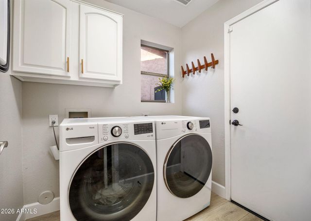 4402 E GATEWOOD Road, Phoenix, AZ 85050