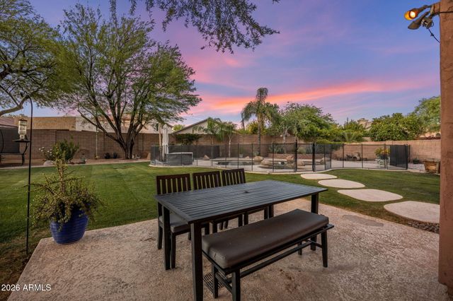 4402 E GATEWOOD Road, Phoenix, AZ 85050