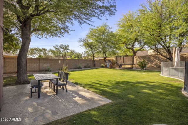 4402 E GATEWOOD Road, Phoenix, AZ 85050