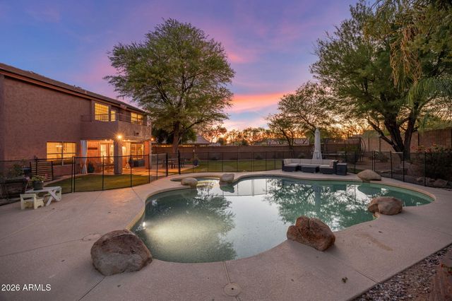 4402 E GATEWOOD Road, Phoenix, AZ 85050