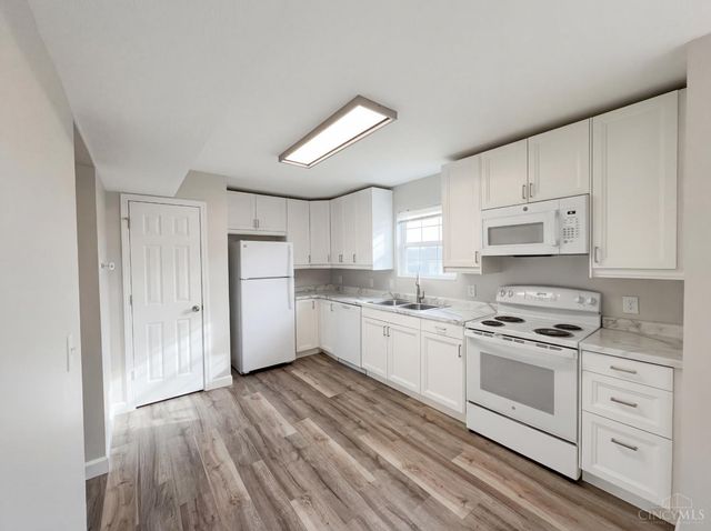 487 Peyton Drive, Trenton, OH 45067