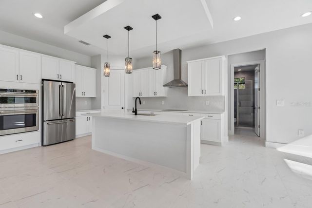 15101 N 19TH STREET, Lutz, FL 33549