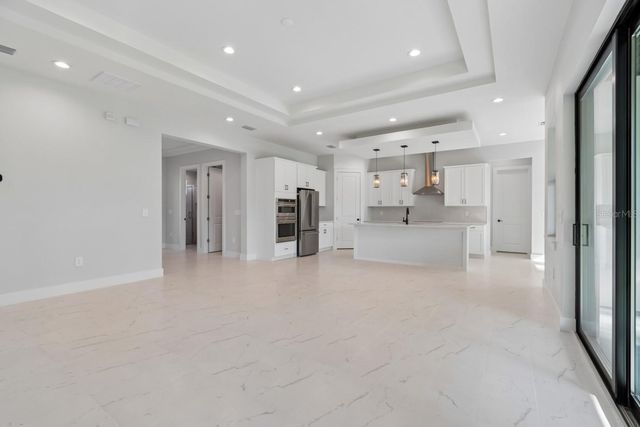 15101 N 19TH STREET, Lutz, FL 33549