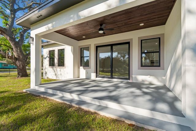 15101 N 19TH STREET, Lutz, FL 33549