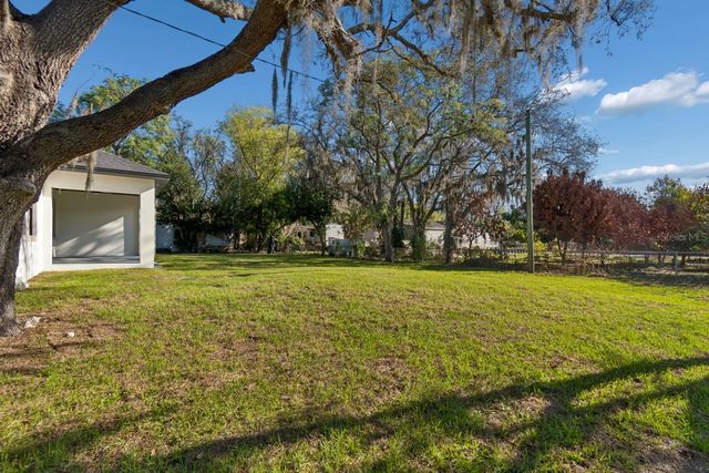 15101 N 19TH STREET, Lutz, FL 33549