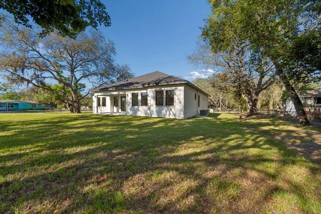 15101 N 19TH STREET, Lutz, FL 33549