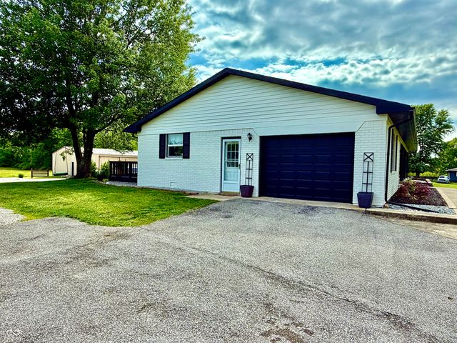 7975 W 50 S, Morgantown, IN 46160