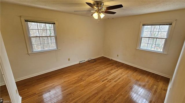 110 Hillside Court, King, NC 27021