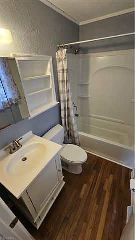 110 Hillside Court, King, NC 27021