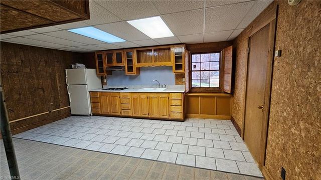 110 Hillside Court, King, NC 27021