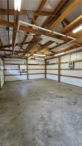 110 Hillside Court, King, NC 27021