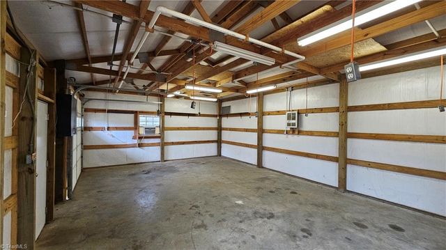 110 Hillside Court, King, NC 27021