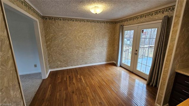 110 Hillside Court, King, NC 27021