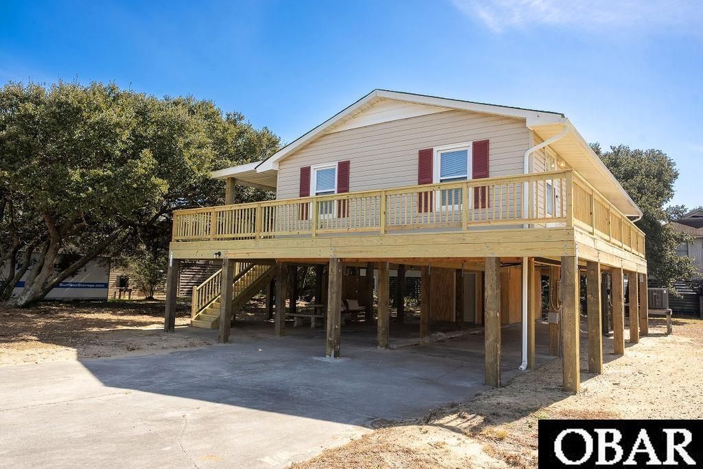 Image 1 of property listing at 229 W Wilkinson St Lot 4-6, Kill Devil Hills, NC 27948