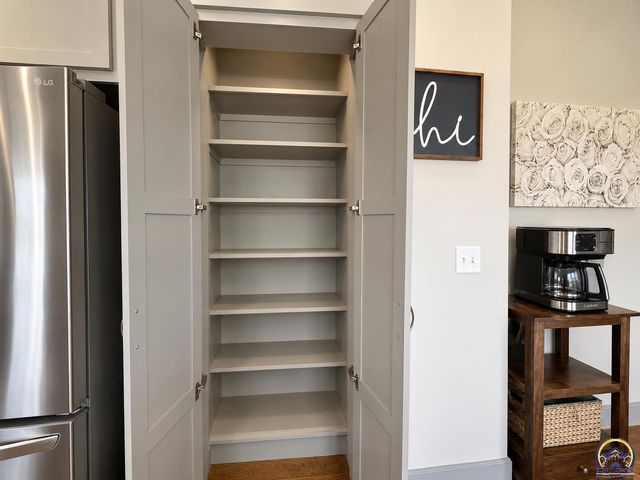 16030 Craig St, Basehor, KS 66007