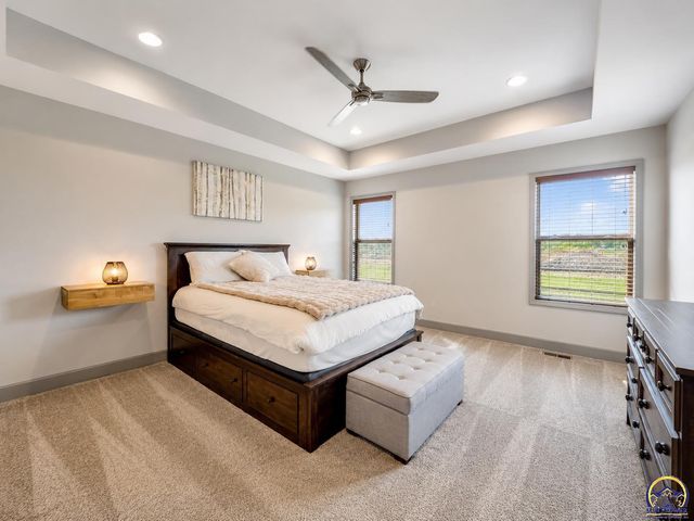 16030 Craig St, Basehor, KS 66007