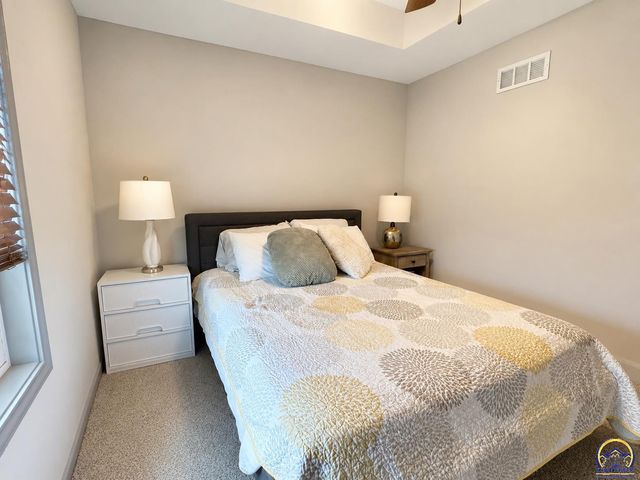 16030 Craig St, Basehor, KS 66007
