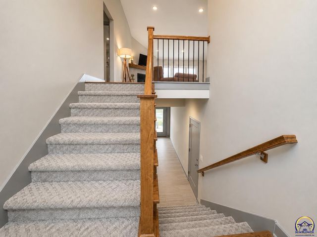 16030 Craig St, Basehor, KS 66007