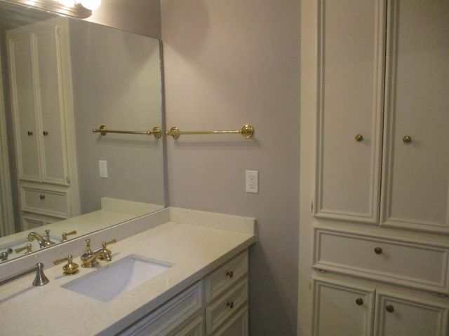 25 Dover Drive, Conroe, TX 77304