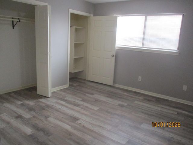 25 Dover Drive, Conroe, TX 77304