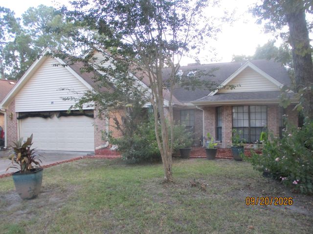 25 Dover Drive, Conroe, TX 77304