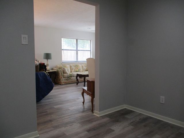 25 Dover Drive, Conroe, TX 77304