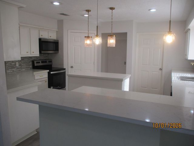 25 Dover Drive, Conroe, TX 77304