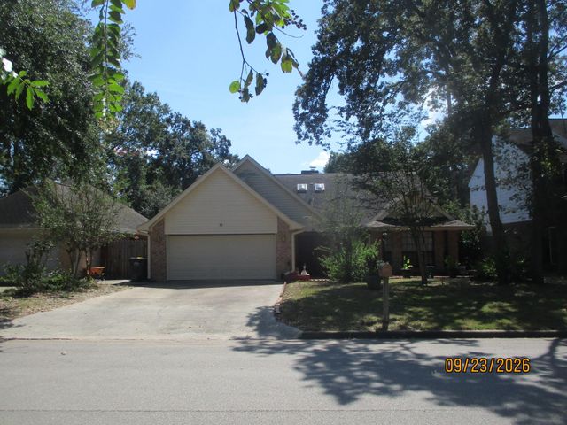 25 Dover Drive, Conroe, TX 77304