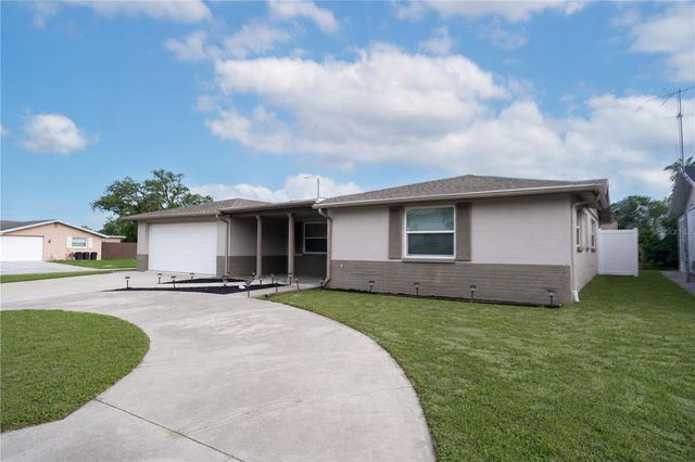7715 FOXBLOOM DRIVE, Port Richey, FL 34668