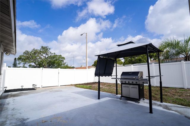 7715 FOXBLOOM DRIVE, Port Richey, FL 34668