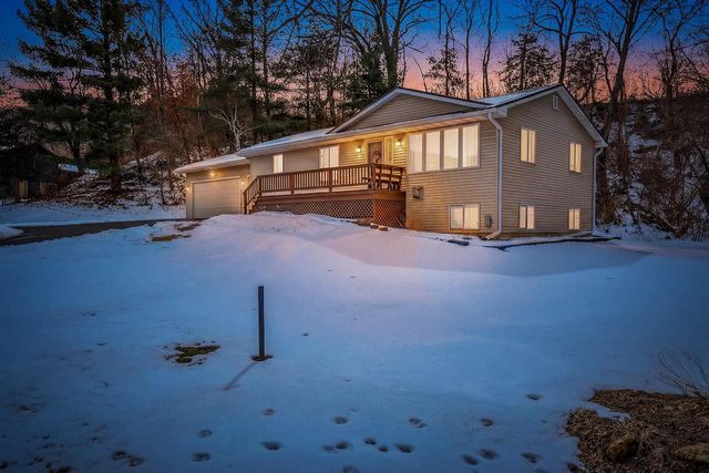 106 S Ridge ROAD, Coon Valley, WI 54623