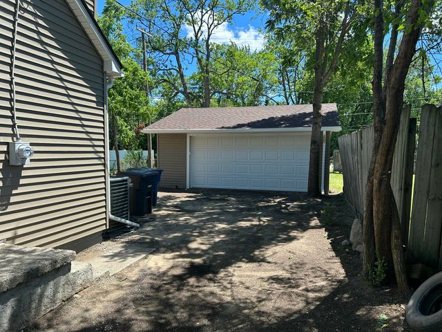 35321 Hazelwood Street, Westland, MI 48186