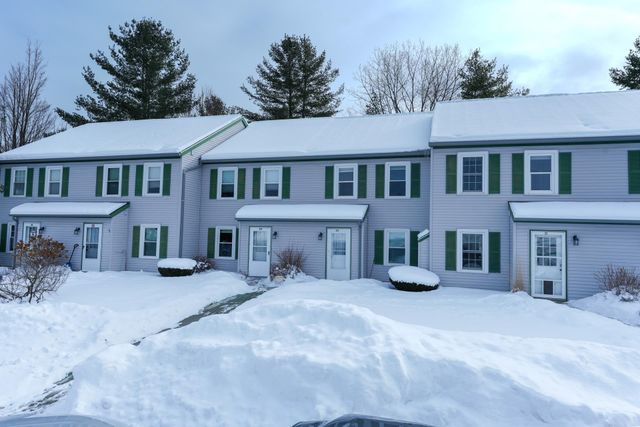 35 Brickyard Rd Unit 33, Essex Junction, VT 05452