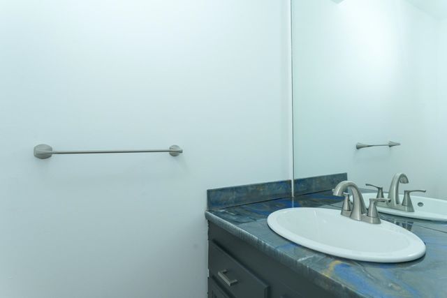 35 Brickyard Rd Unit 33, Essex Junction, VT 05452