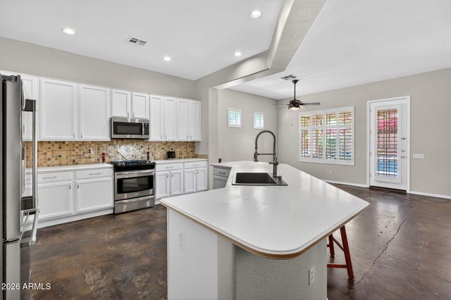 6340 S FOUR PEAKS Place, Chandler, AZ 85249