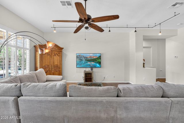 6340 S FOUR PEAKS Place, Chandler, AZ 85249